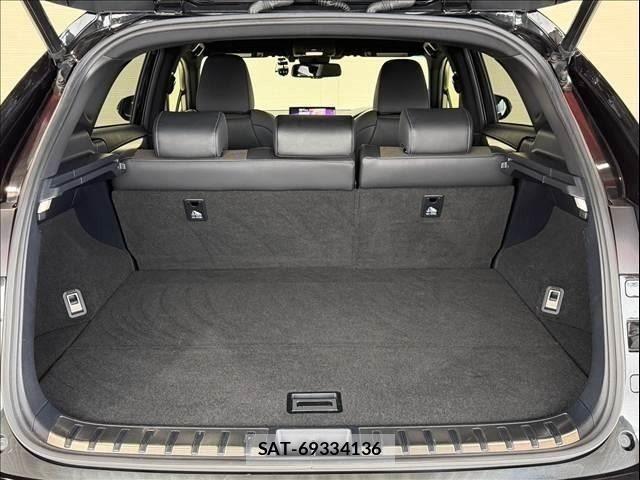 Lexus NX 2018-01 8666417-9