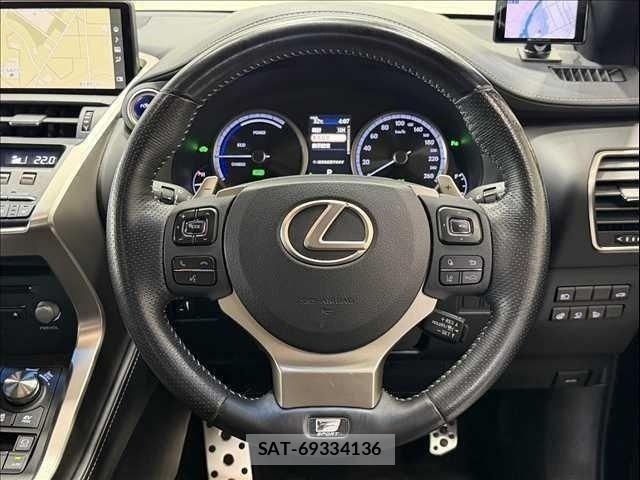 Lexus NX 2018-01 8666417-10