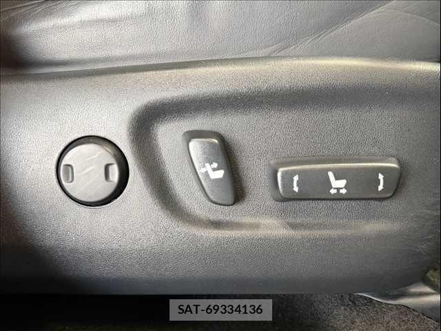 Lexus NX 2018-01 8666417-27
