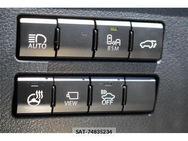 Lexus NX 2018-01 8659967-5