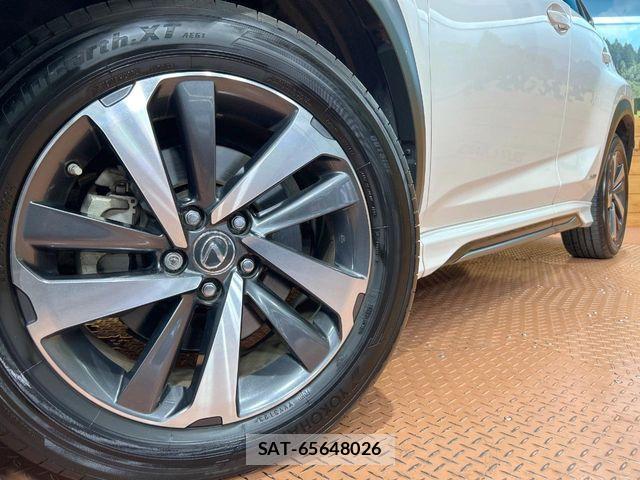Lexus NX 2018-04 8659965-12