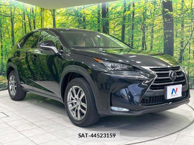 Lexus NX 2017-02 8685849-15