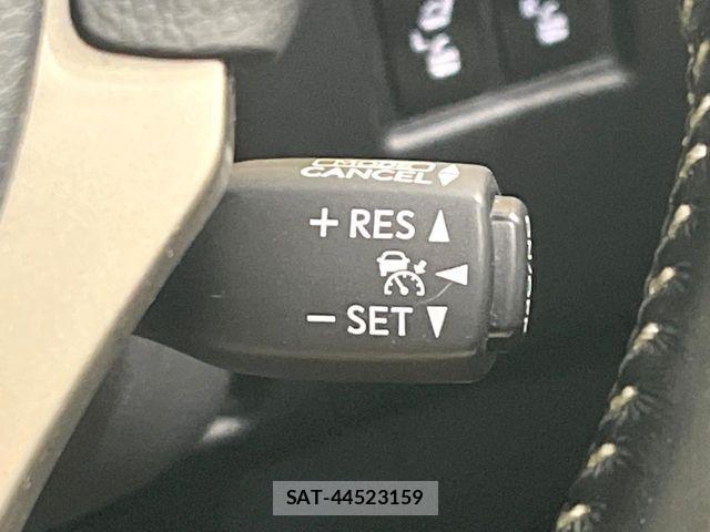 Lexus NX 2017-02 8685849-6