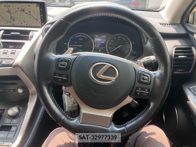 Lexus NX 2019-09 8743467-17