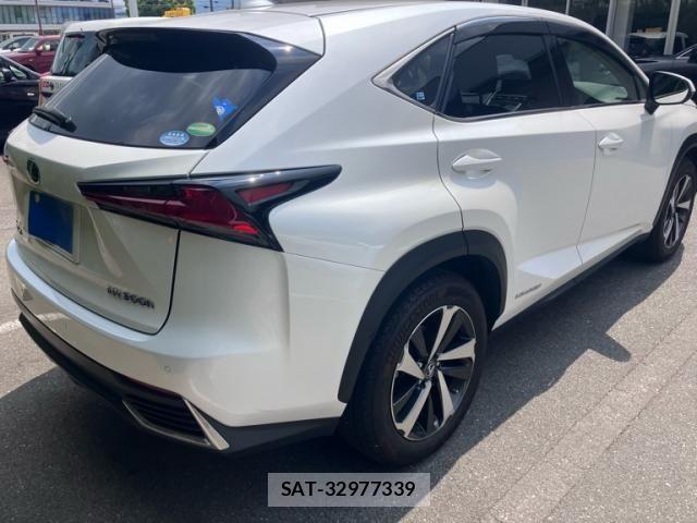 Lexus NX 2019-09 8743467-1
