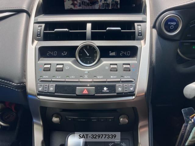 Lexus NX 2019-09 8743467-22