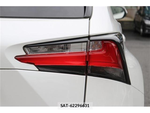 Lexus NX 2014-09 8743469-12