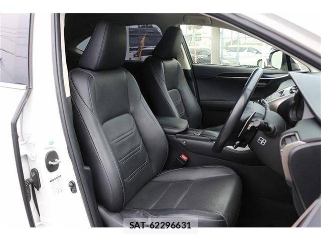 Lexus NX 2014-09 8743469-14