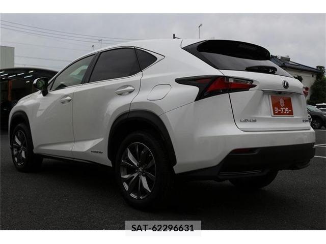 Lexus NX 2014-09 8743469-22