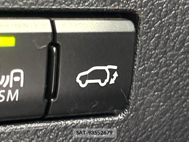 Lexus NX 2017-10 8780866-8