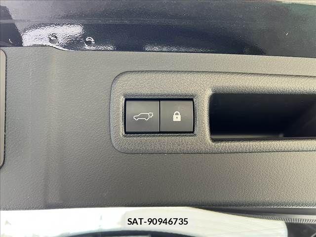 Lexus NX 2021-01 8780865-10