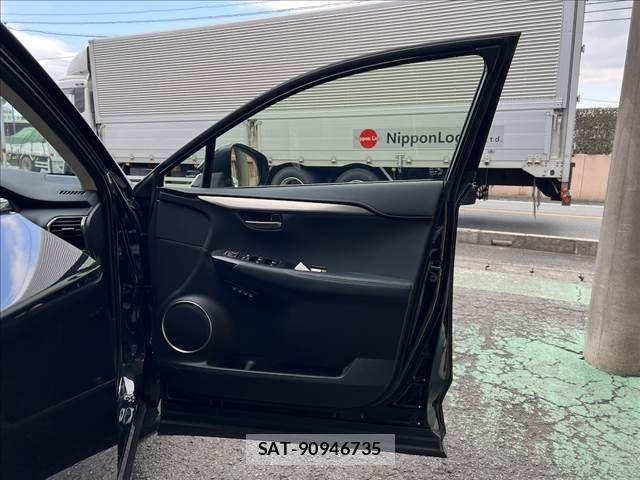 Lexus NX 2021-01 8780865-11