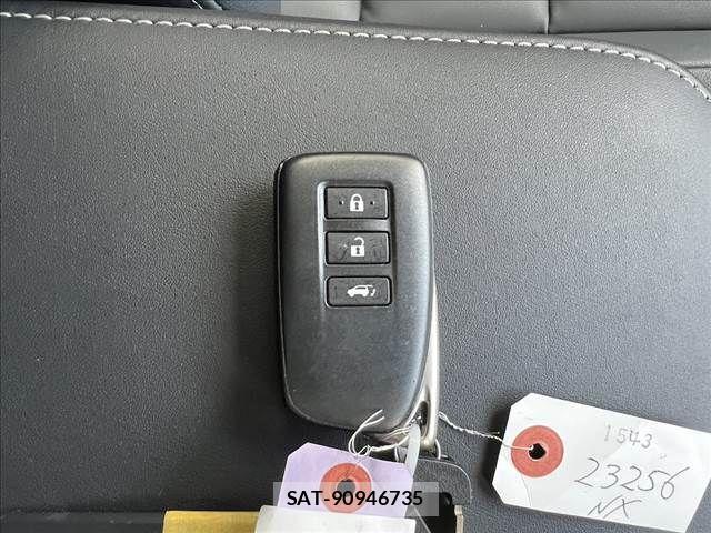 Lexus NX 2021-01 8780865-21