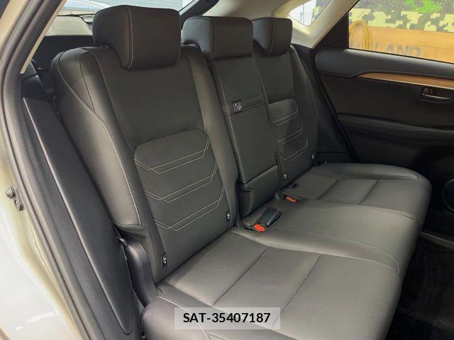 Lexus NX 2017-11 8780867-10