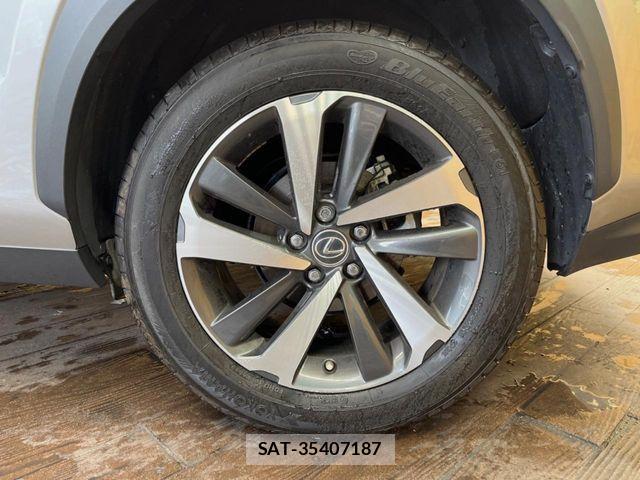 Lexus NX 2017-11 8780867-14