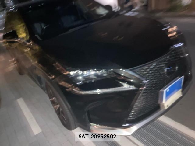 Lexus NX 2014-12 8780868-1