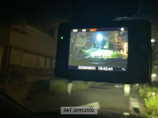 Lexus NX 2014-12 8780868-19