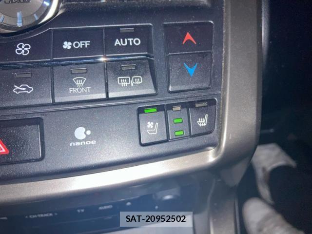 Lexus NX 2014-12 8780868-24