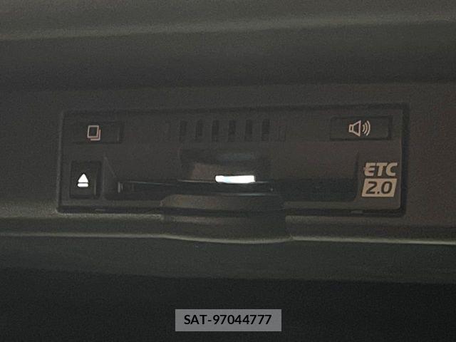 Lexus NX 2019-09 8796492-9