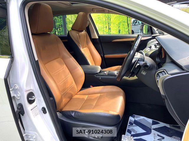 Lexus NX 2017-11 8796494-7