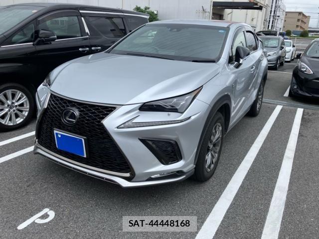 Lexus NX 2018-04 8829981-0