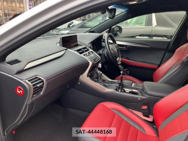 Lexus NX 2018-04 8829981-9