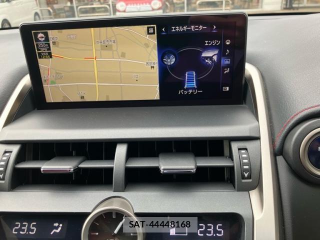 Lexus NX 2018-04 8829981-15