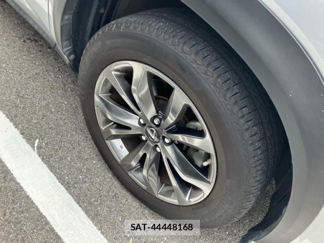 Lexus NX 2018-04 8829981-6