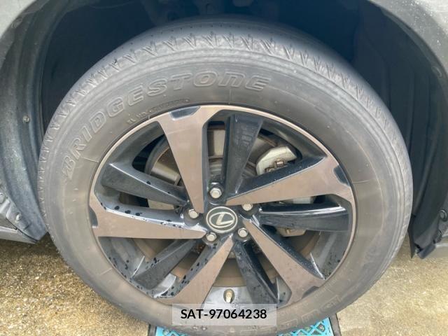Lexus NX 2017-11 8829988-4