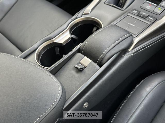Lexus NX 2017-01 8829980-19