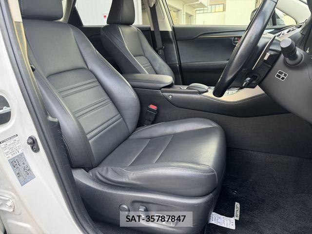Lexus NX 2017-01 8829980-24