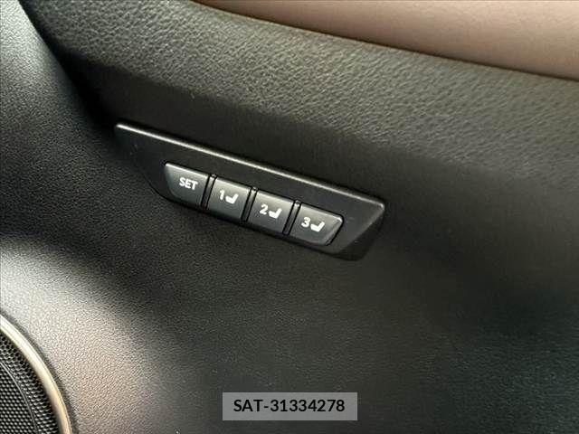 Lexus NX 2017-12 8849591-21