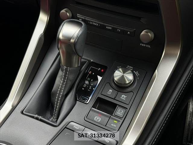 Lexus NX 2017-12 8849591-27