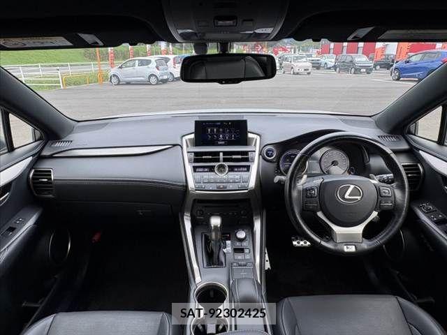 Lexus NX 2017-05 8849590-1