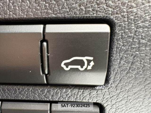 Lexus NX 2017-05 8849590-5