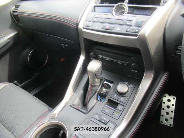Lexus NX 2014-08 1041177-19