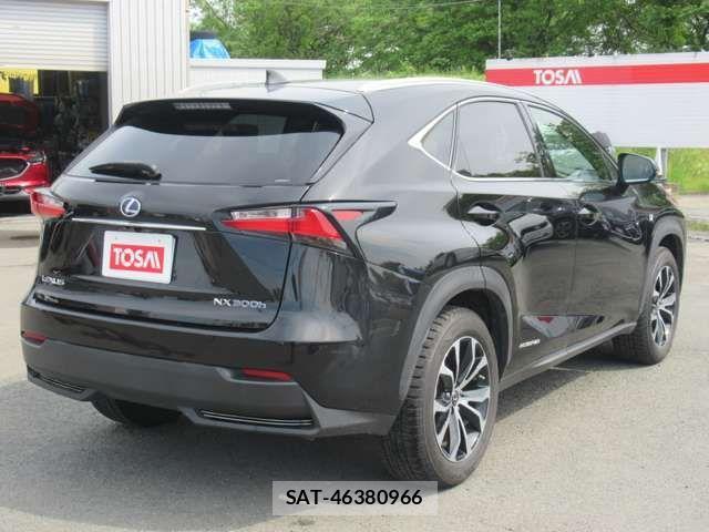 Lexus NX 2014-08 1041177-5