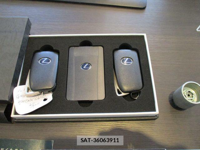 Lexus NX 2014-10 2669015-29