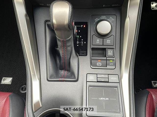 Lexus NX 2014-09 6011758-23