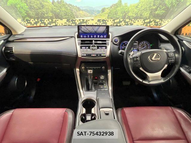 Lexus NX 2018-09 6612903-1