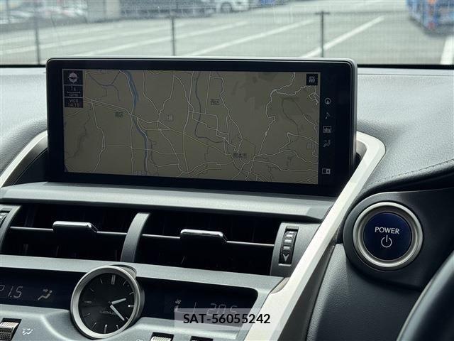 Lexus NX 2018-03 6716537-16