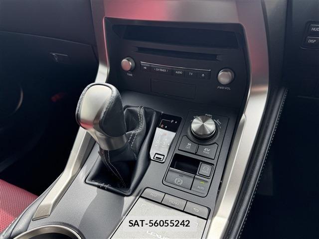 Lexus NX 2018-03 6716537-18