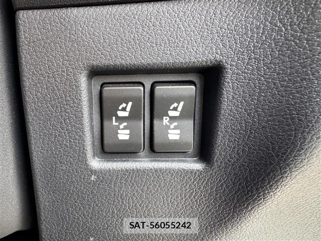 Lexus NX 2018-03 6716537-25