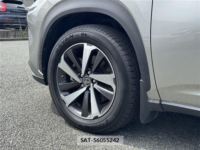Lexus NX 2018-03 6716537-8