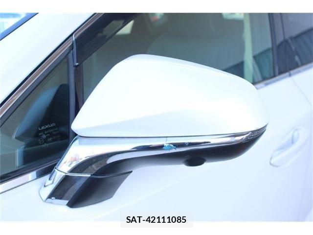 Lexus NX 2015-03 6907783-19