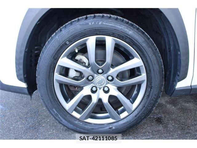Lexus NX 2015-03 6907783-24
