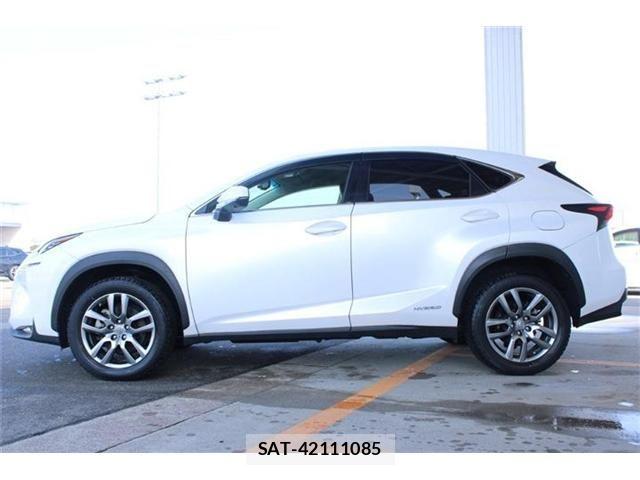 Lexus NX 2015-03 6907783-8