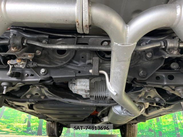 Lexus NX 2015-01 7221040-19