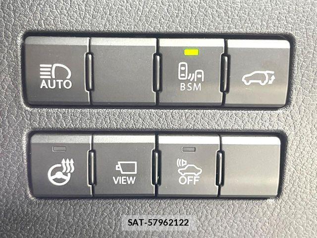 Lexus NX 2018-05 7221043-7