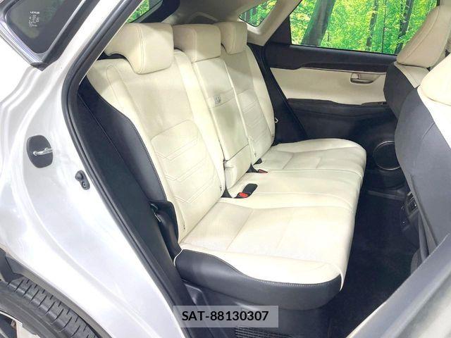 Lexus NX 2020-10 7221042-9